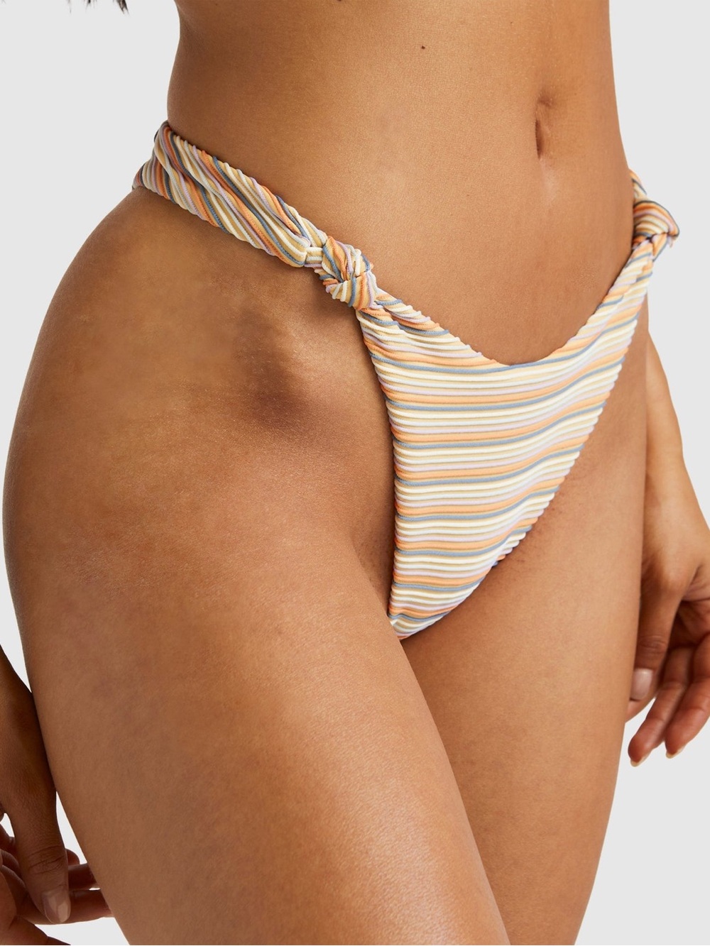 NWT RVCA Women’s  Ripple and Twist Skimpy Bikini Bottom - Size Medium